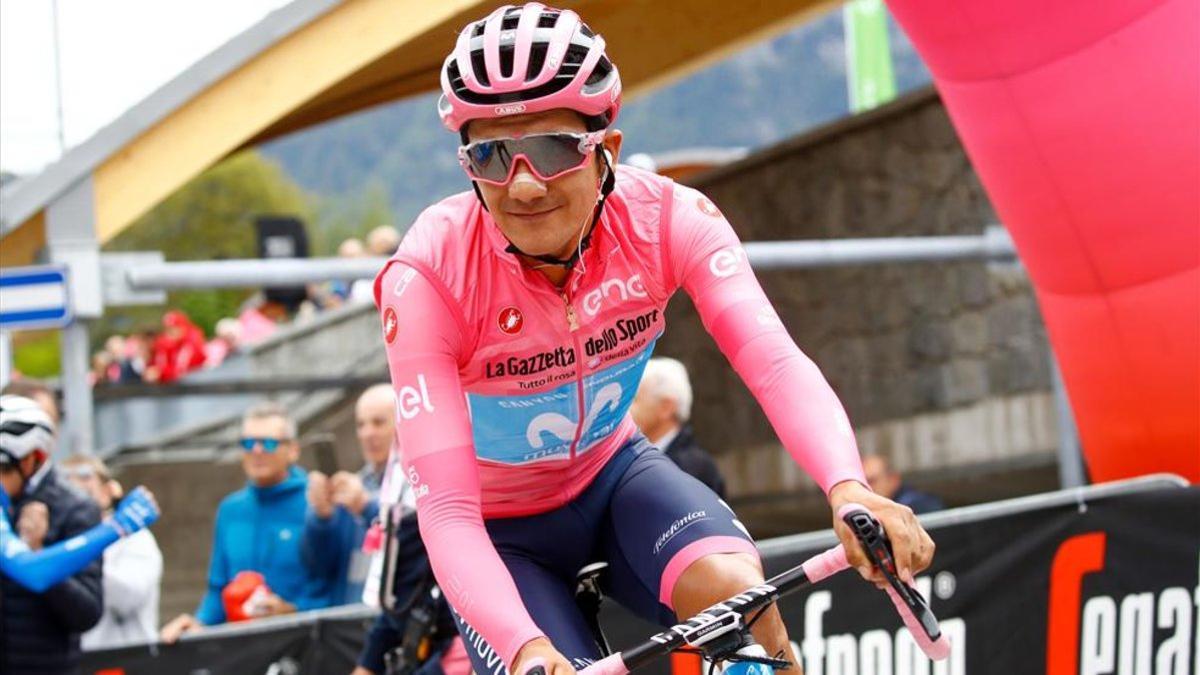 Richard Carapaz (Movistar) llega líder a la etapa 17 del Giro