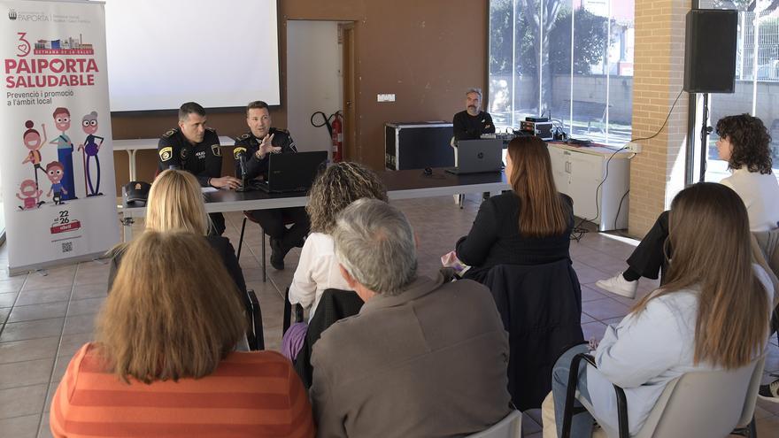 Paiporta presenta la unidad de policía local TEMIS que atiende a mujeres y menores víctimas de violencia