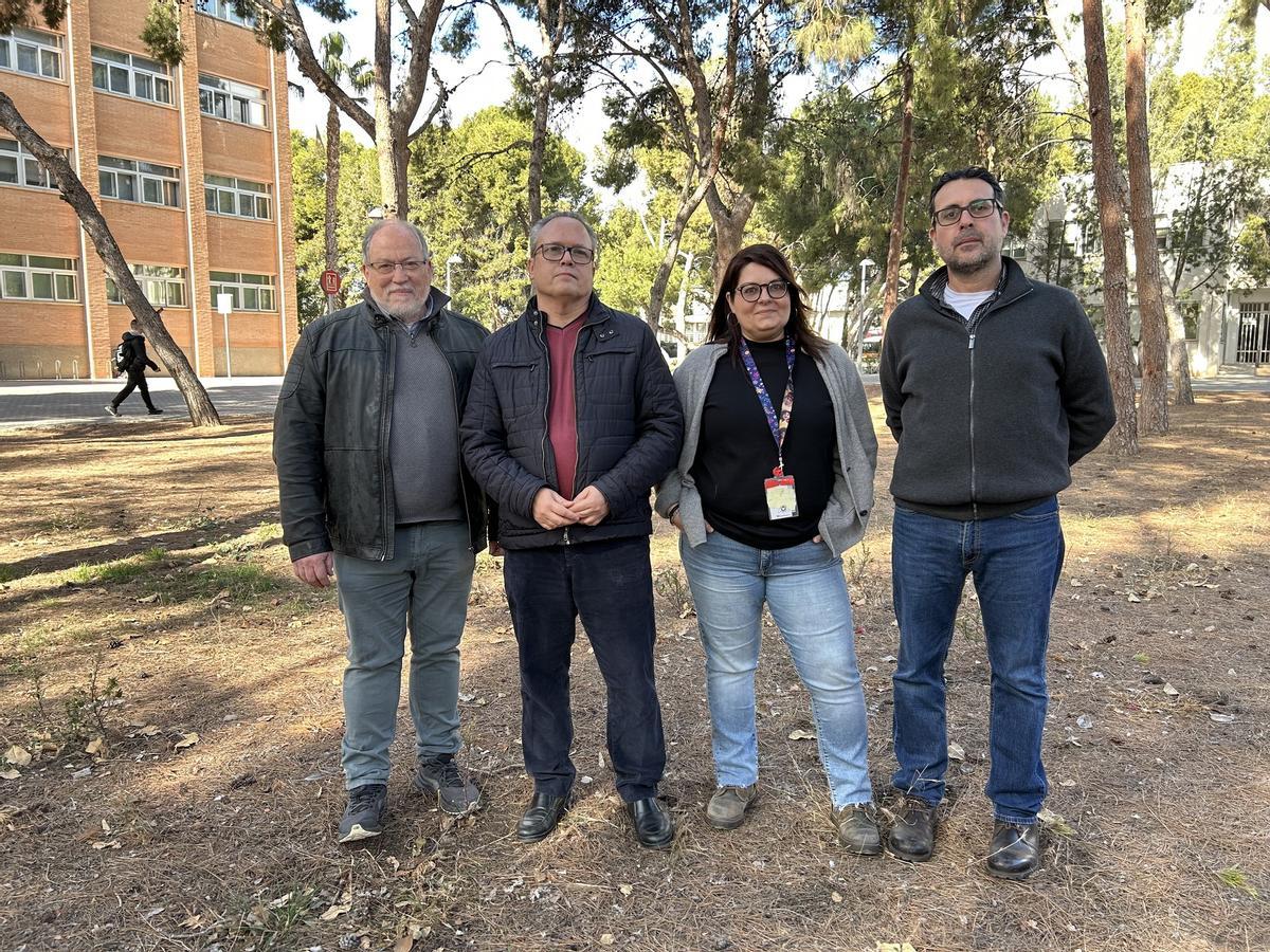 El equipo de investigación, compuesto por Stéphanie Torrijo, Salvador Maestre, Alejandro Romero y Segundo Ríos
