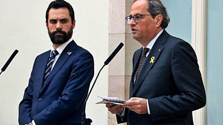 Roger Torrent i Quim Torra, en la seva compareixença al Parlament el passat novembre.