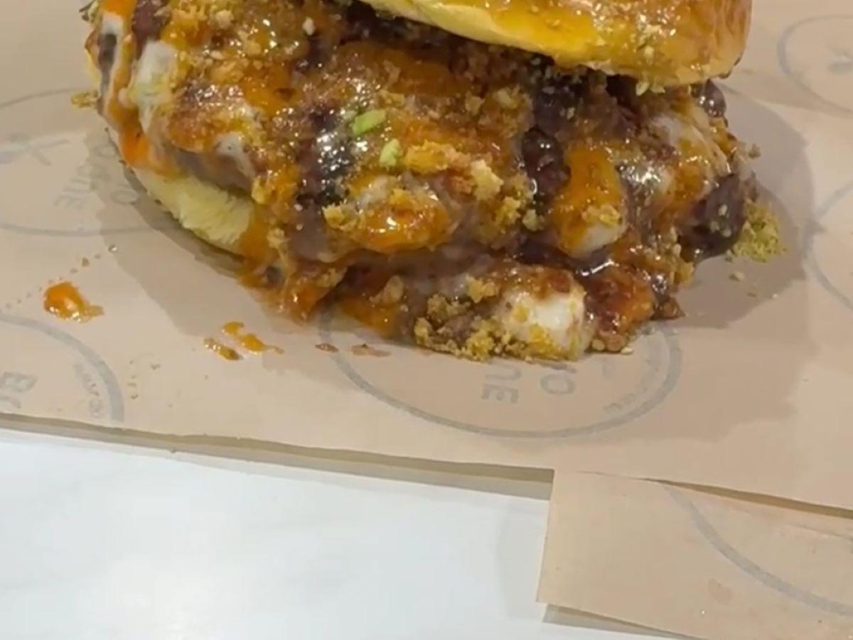 La hamburguesa de Axo Que Bueno, en Don Benito.