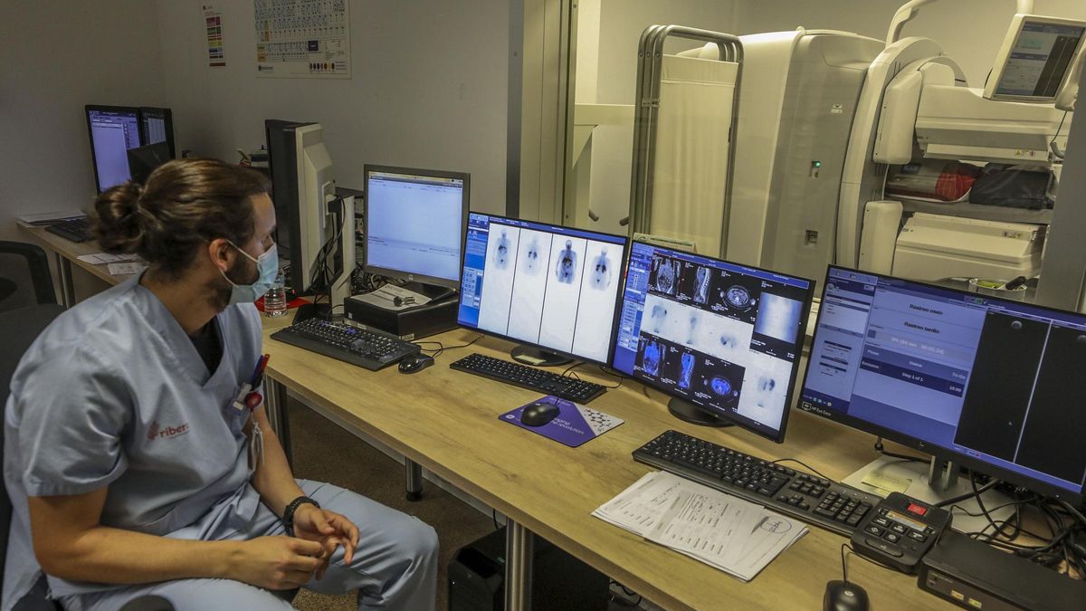 Uno equipo de Medicina Nuclear en un hospital de la provincia