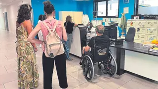 Un «mal uso» de las urgencias hospitalarias lleva a las del Álvaro Cunqueiro a un nuevo pico
