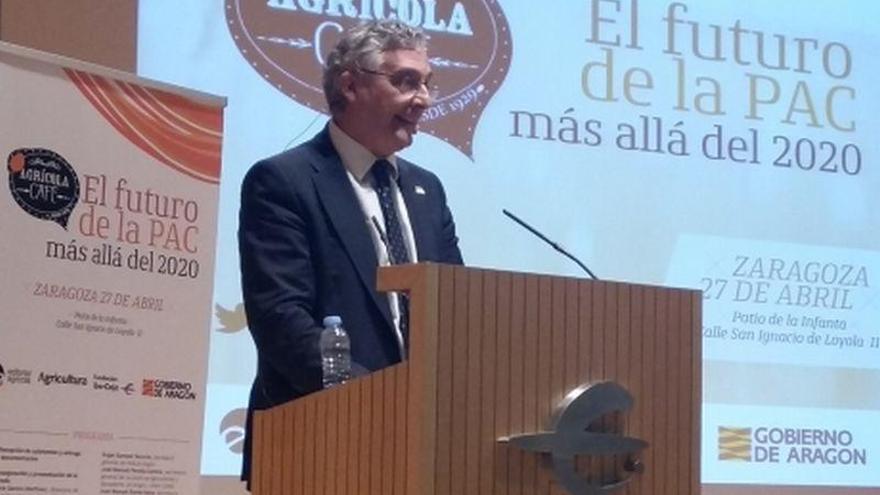 Olona reconoce que la PAC es injusta y amenaza la pervivencia de la agricultura