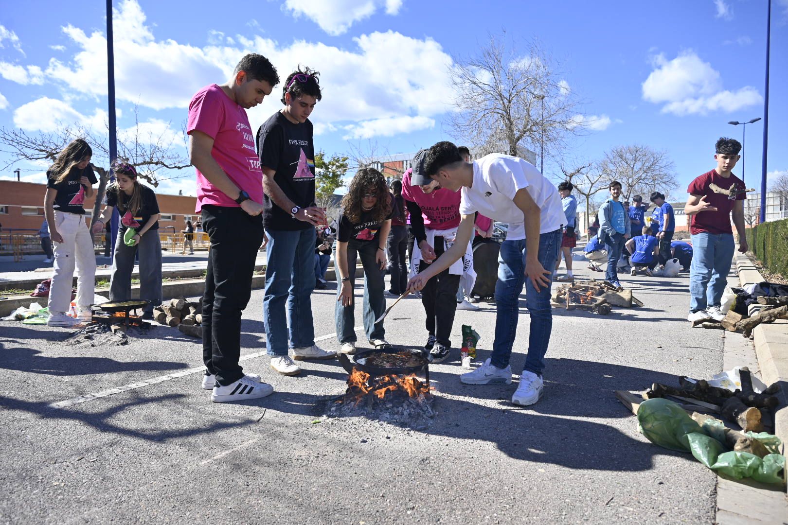 Galería: Búscate en la fiesta de Las Paellas de la UJI