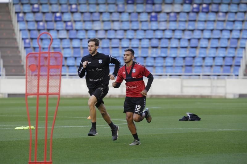 Entrenamiento del Tenerife  | 21/01/2020 | Fotógrafo: Delia Padrón