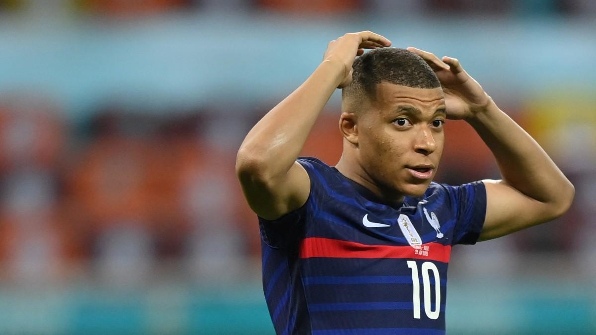 Mbappé reacciona a su pena máxima fallada ante Suiza