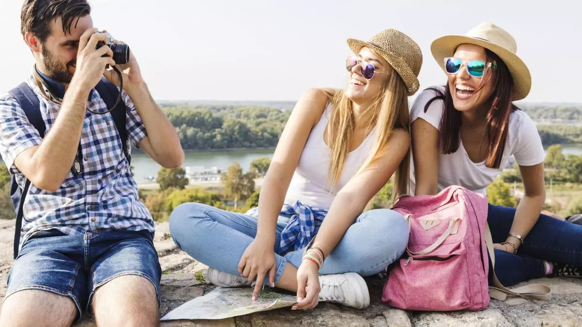 Esta mochila isotérmica superventas es la nevera más cómoda para llevar de viaje en verano