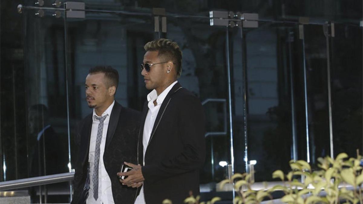 Neymar es víctima del fisco brasileño