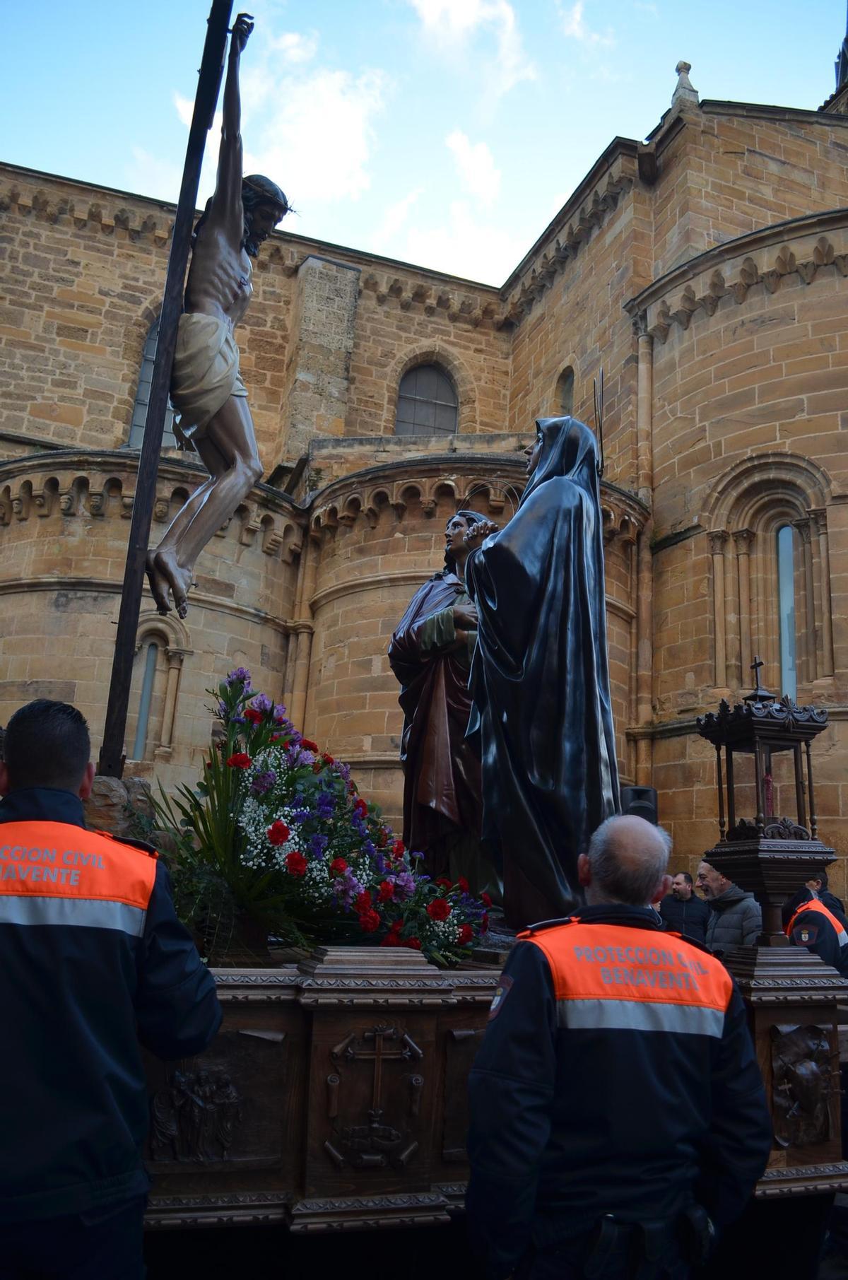 Procesión del Santo Entierro en Benavente.