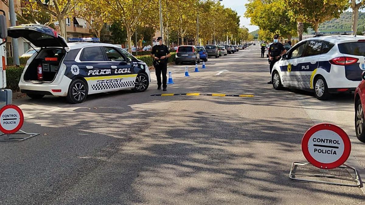 Diez multas en un control para la prevención de la Covid-19 en Sagunt