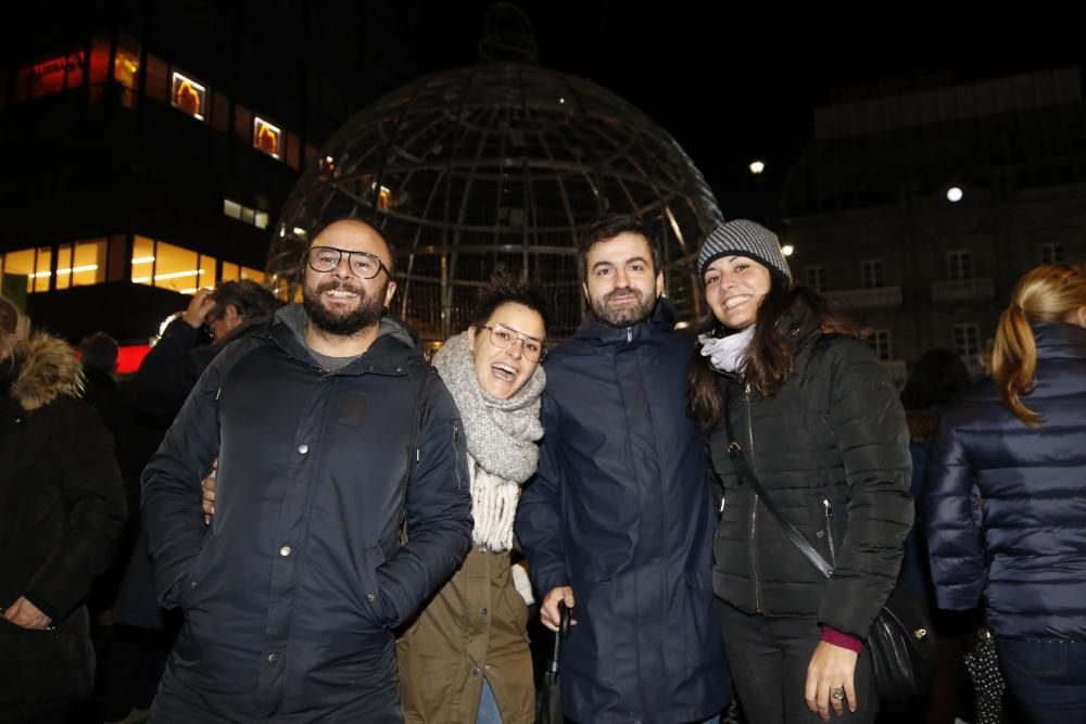 Ya es Navidad en Vigo: 10 milllones de luces para marcar una historia. // A. Villar | J. Lores | J. Álvarez | C. Delgado | M. Romero