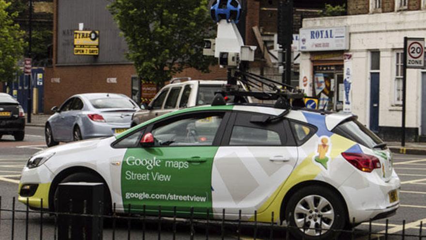 Un coche de la plataforma Street View de Google.