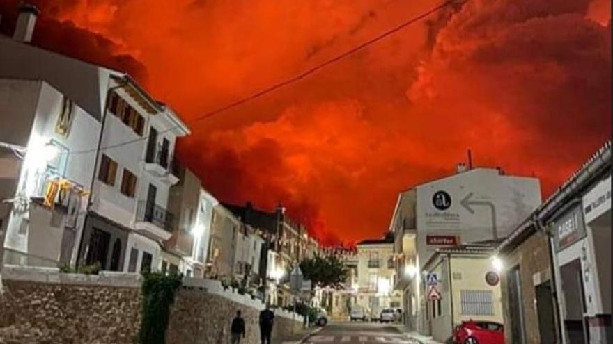 Incendio de Bejís visto desde Alcublas