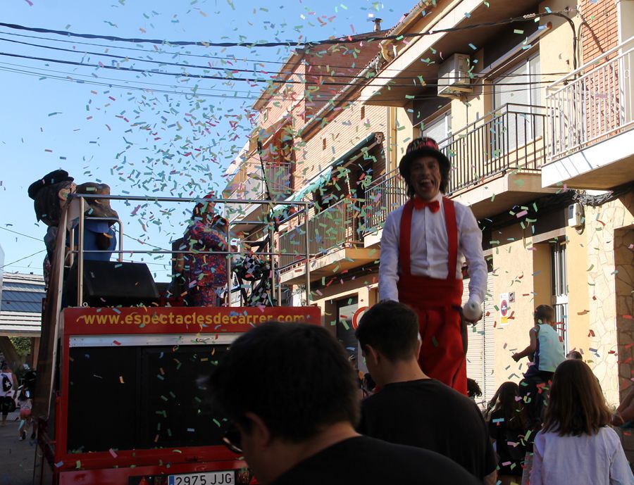 El Batibull dona el tret de sortida a la Festa Major de Sant Fruitós