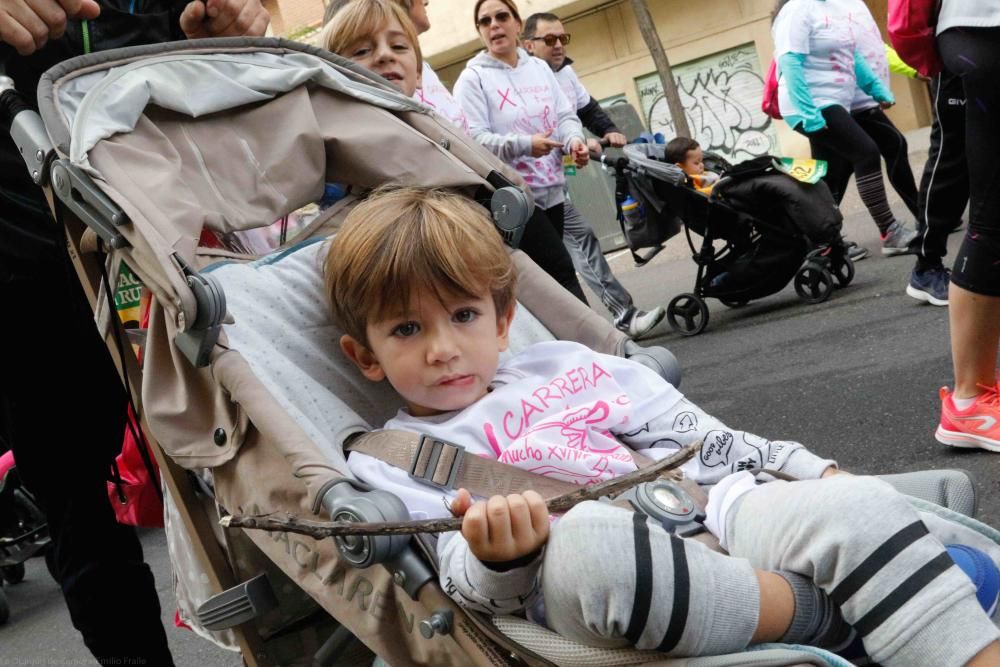 10.000 zamoranos se tiñen de rosa contra el cáncer