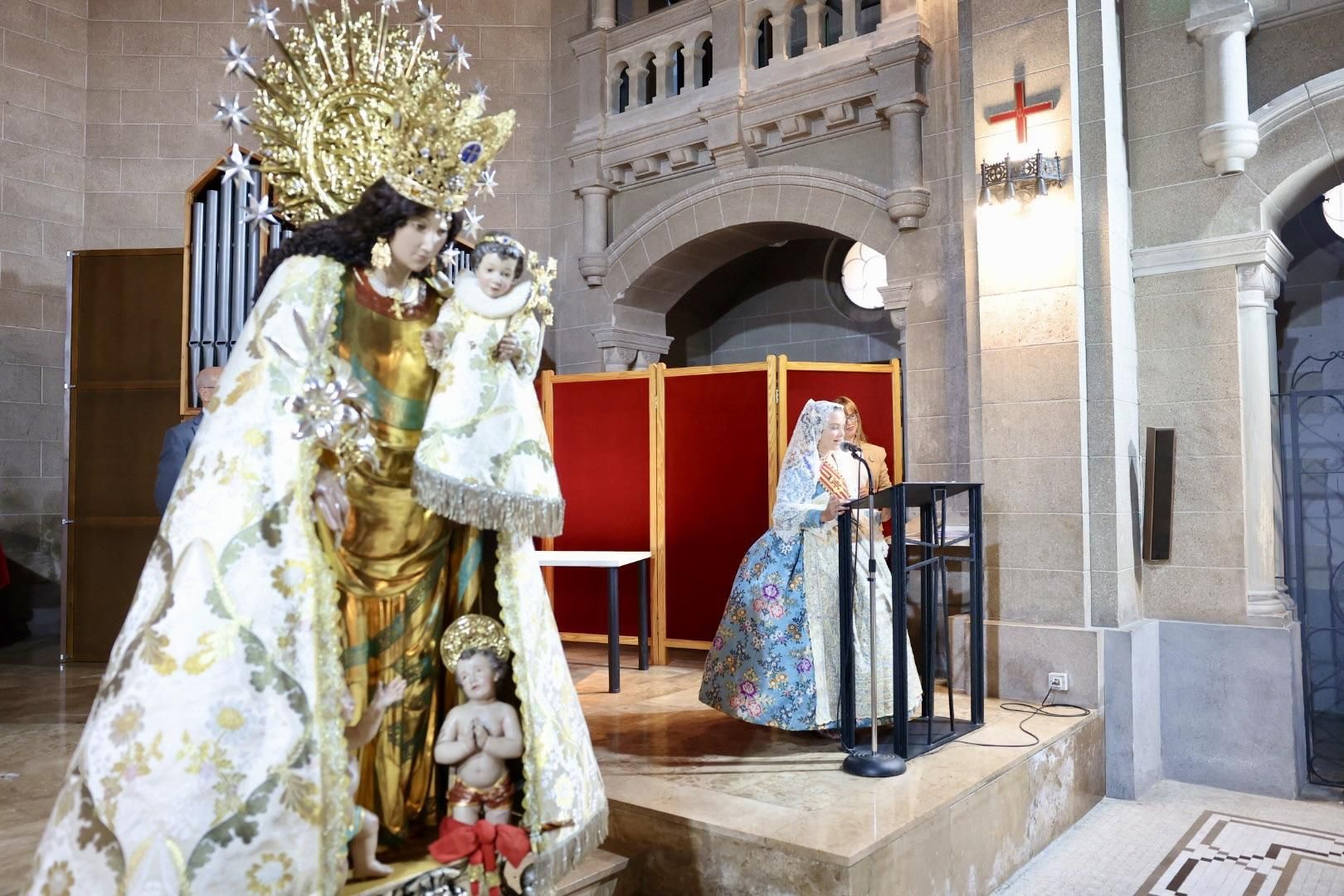 El Besamanos de falleras mayores y cortes 2024, en imágenes