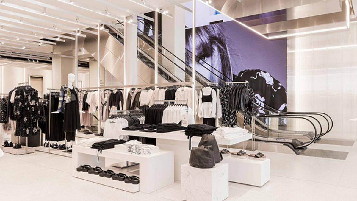 La tienda de Zara más grande del mundo como nadie te la ha enseñado - Woman