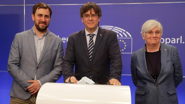 Antoni Comín, Carles Puigdemont y Clara Ponsatí