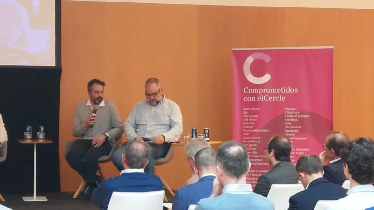 El profesor Xavier Varona durante su intervención en la jornada sobre IA organizada por el Cercle d’Economia la semana pasada. | C.E.M.