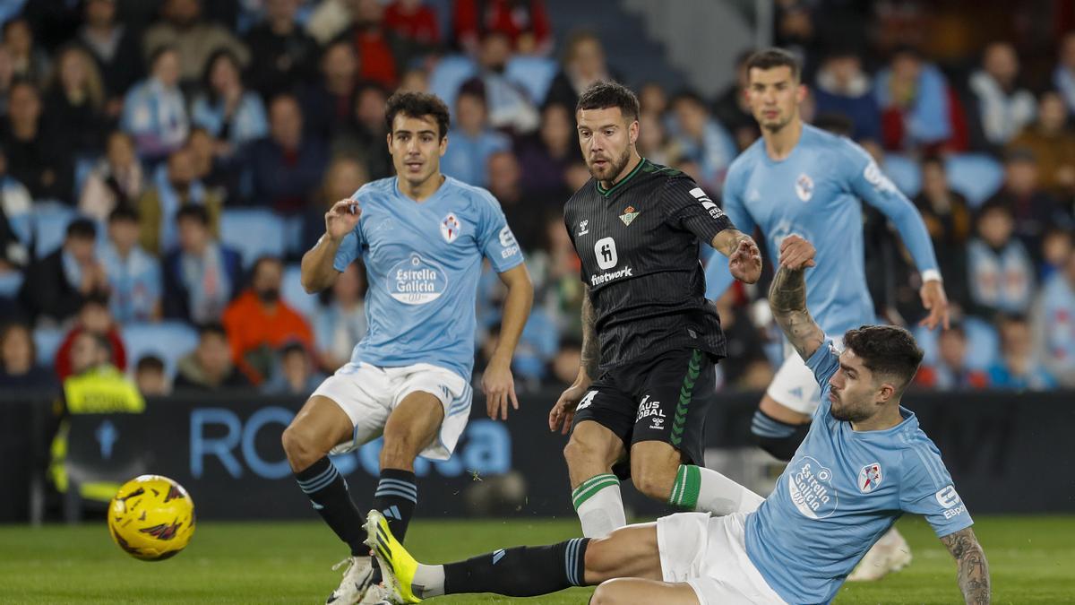 El Celta sale del descenso tras un agónico triunfo ante el Betis