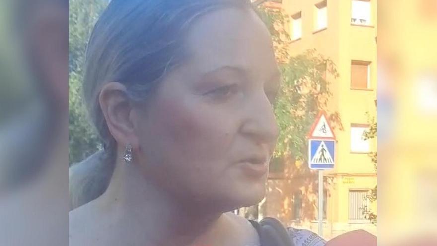 Vídeo | José María Fernández, de Abogados Cristianos, y Yulia Ivanistova, de Manos Limpias, antes de entrar a la Audiencia de Badajoz