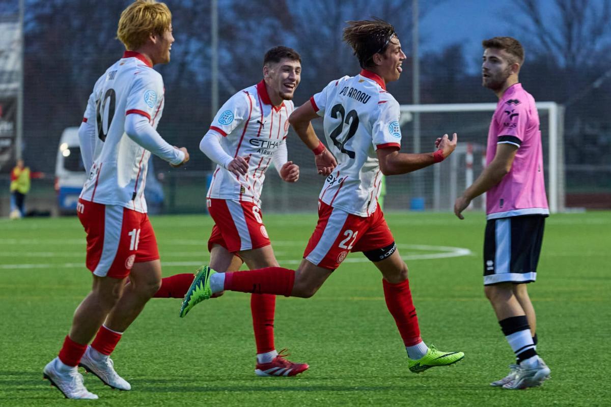 Los locales apenas tardaron seis minutos en firmar el primer gol del partido.