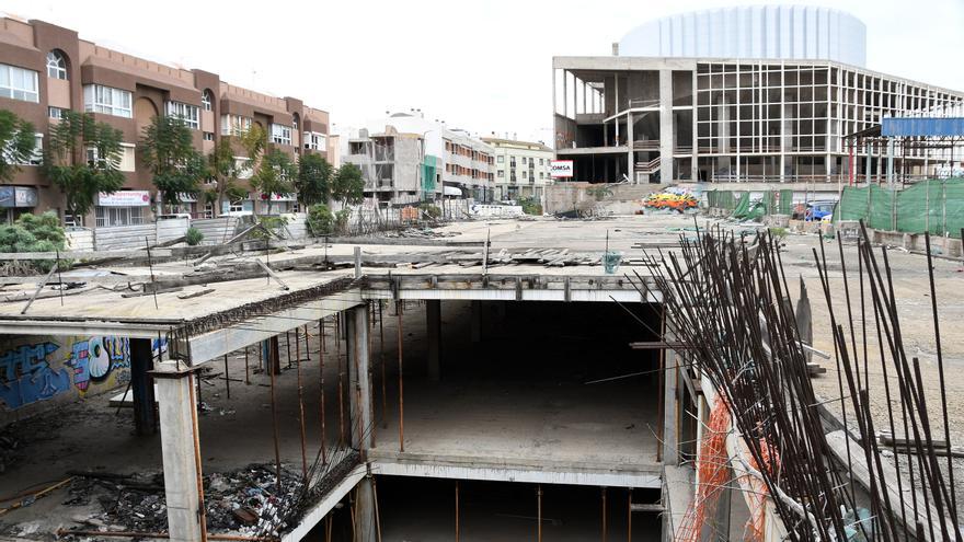La obra del parquin subterráneo de San Gregorio se demora cuatro años