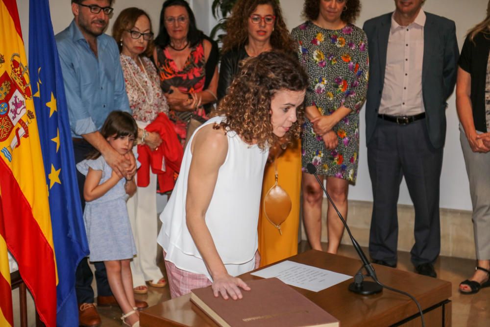 Rosario Sánchez promete su cargo como delegada del Gobierno