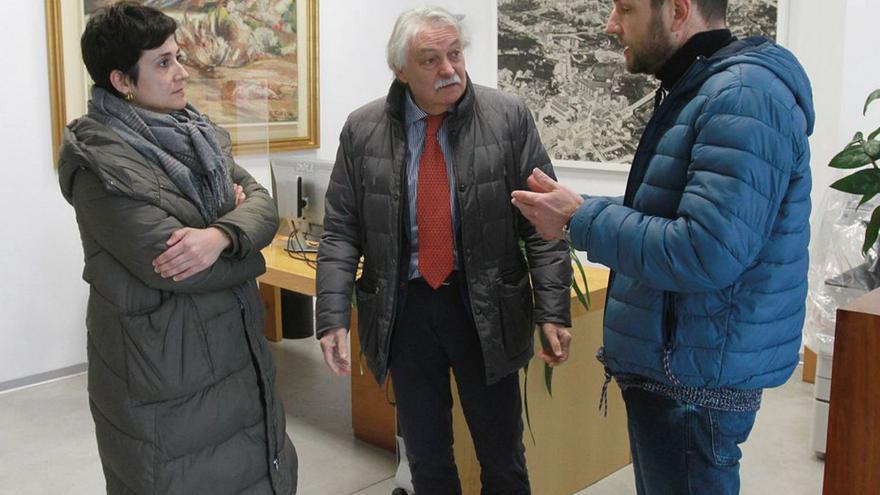 Emilio González y Rafael Castro, en la sede local del COAG.   | // I. OSORIO