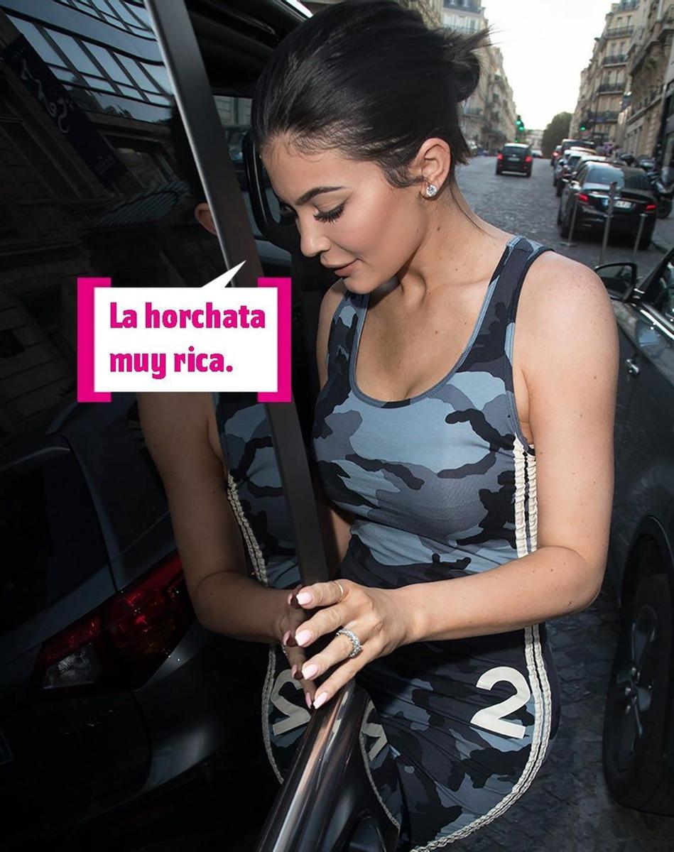 Kylie Jenner, entrando en un coche: &quot;La horchata muy rica&quot;