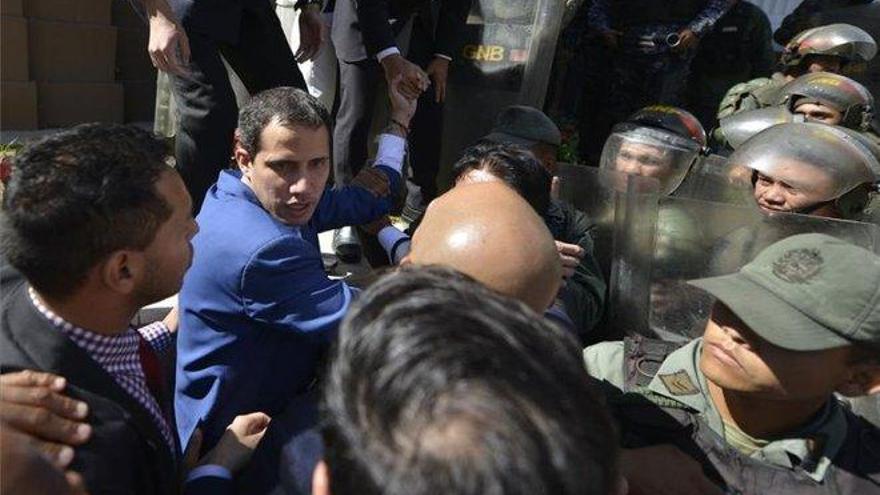 Países aliados de Juan Guaidó condenan el &quot;golpe al Parlamento&quot; en Venezuela