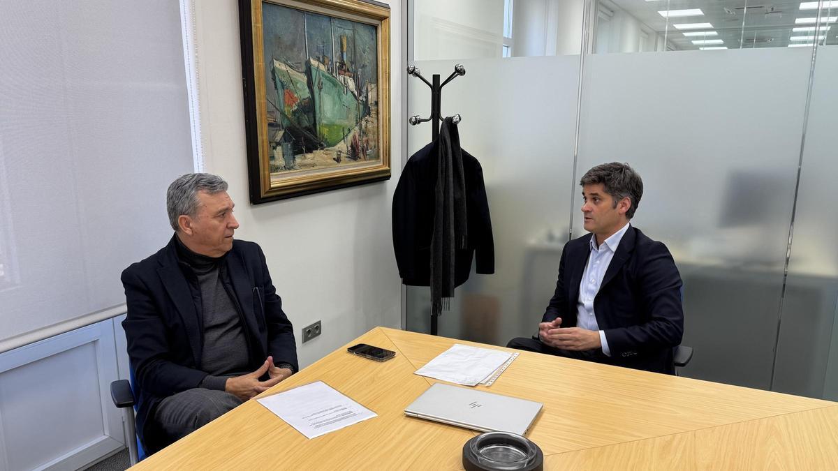 Sergio Cuberos, fundador y director general de Maskom Supermercados, y Mariano López, director de Banca de Empresas en el Banco Sabadell en Málaga y Andalucía Oriental