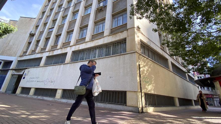 COEC y Hostecar tienen hasta octubre para abandonar el edificio de plaza de España