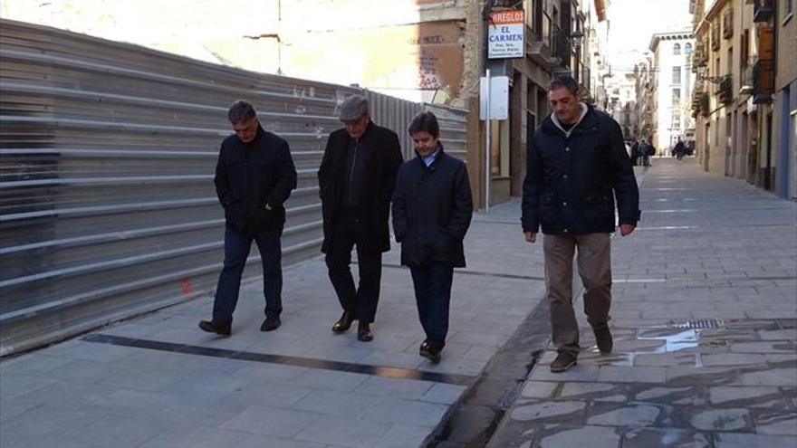 La calle Padre Huesca reabre tras una inversión de 184.000 euros