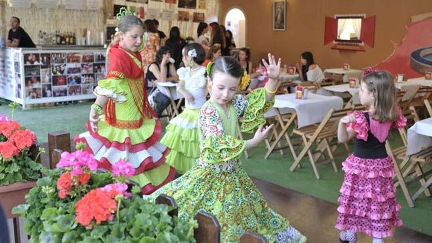 25 casetas participan en la Feria de Mayo de Torrevieja