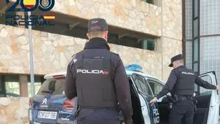 Detenido un hombre por robos con fuerza en tres establecimientos de Ibiza