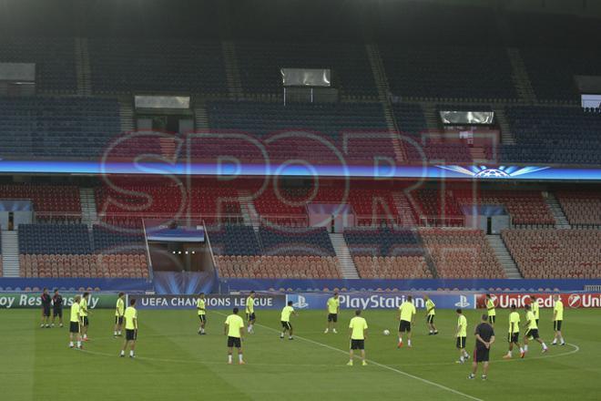 Las imágenes del entrenamiento del FC Barcelona  en París