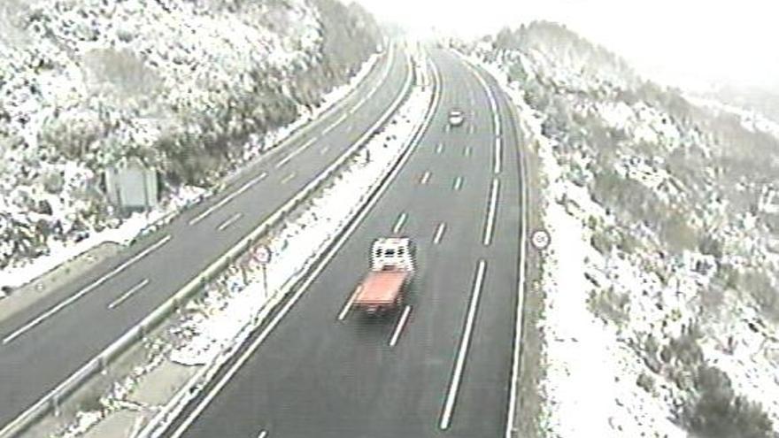 La A-52 esta tarde en la provincia de Ourense. // DGT