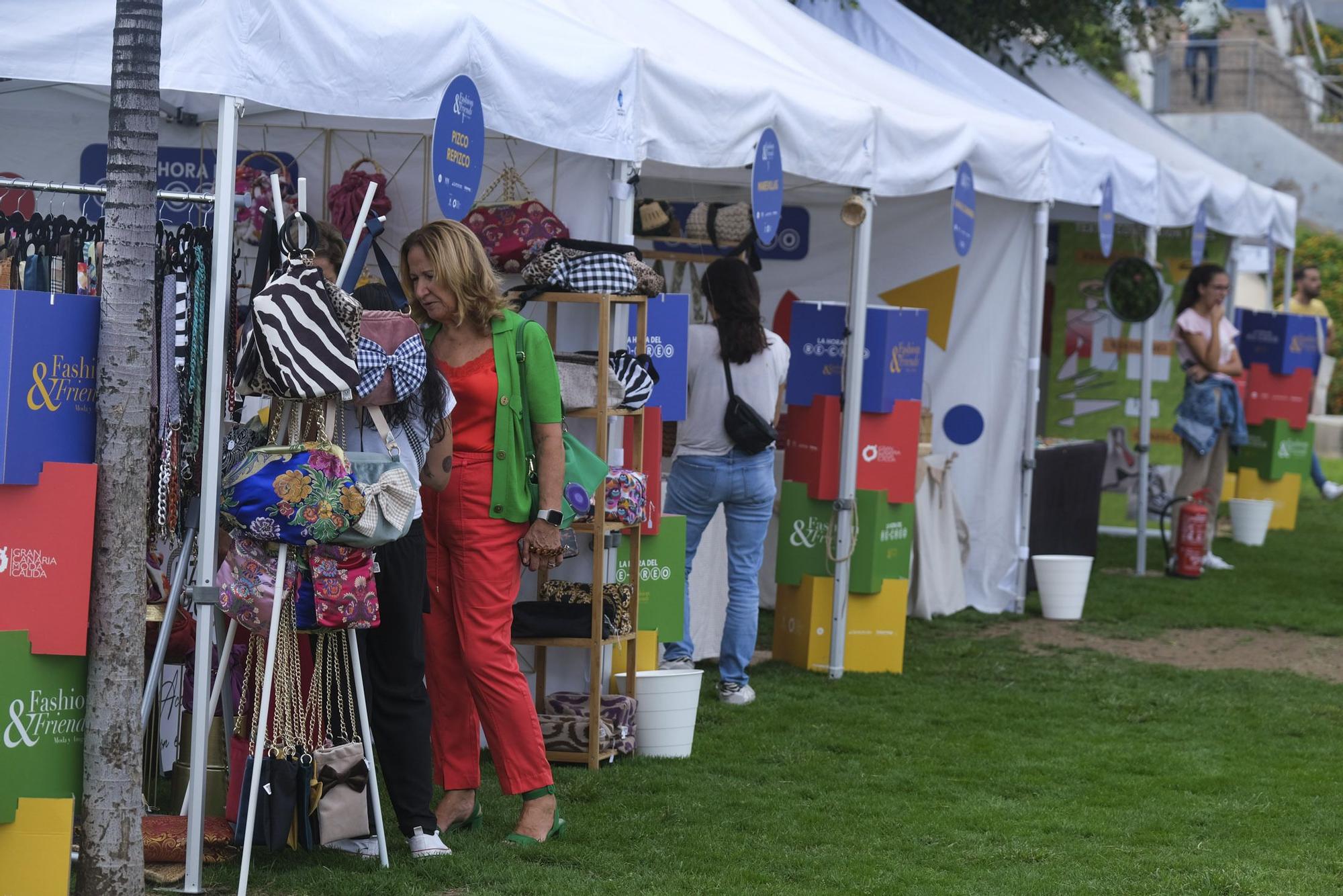 Inauguración de 'Moda y Amigos' en el parque del Estadio Insular