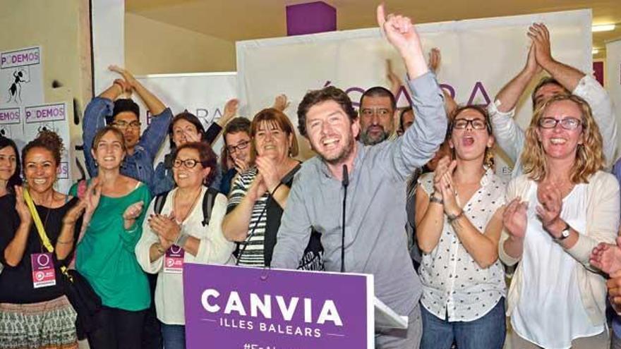 Alberto Jarabo von Podemos hat Grund zum Jubeln.