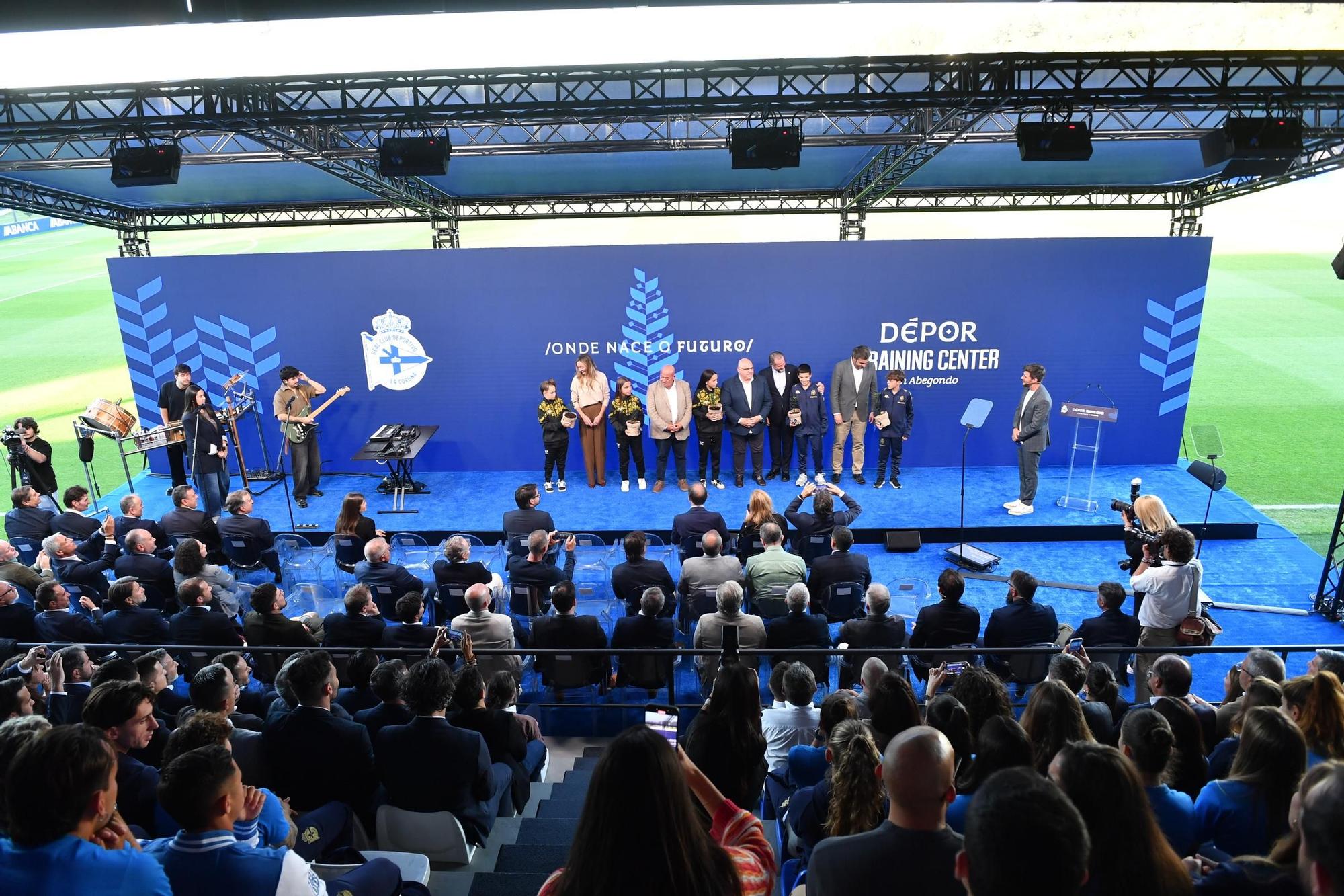 Acto de presentación del nuevo Abegondo