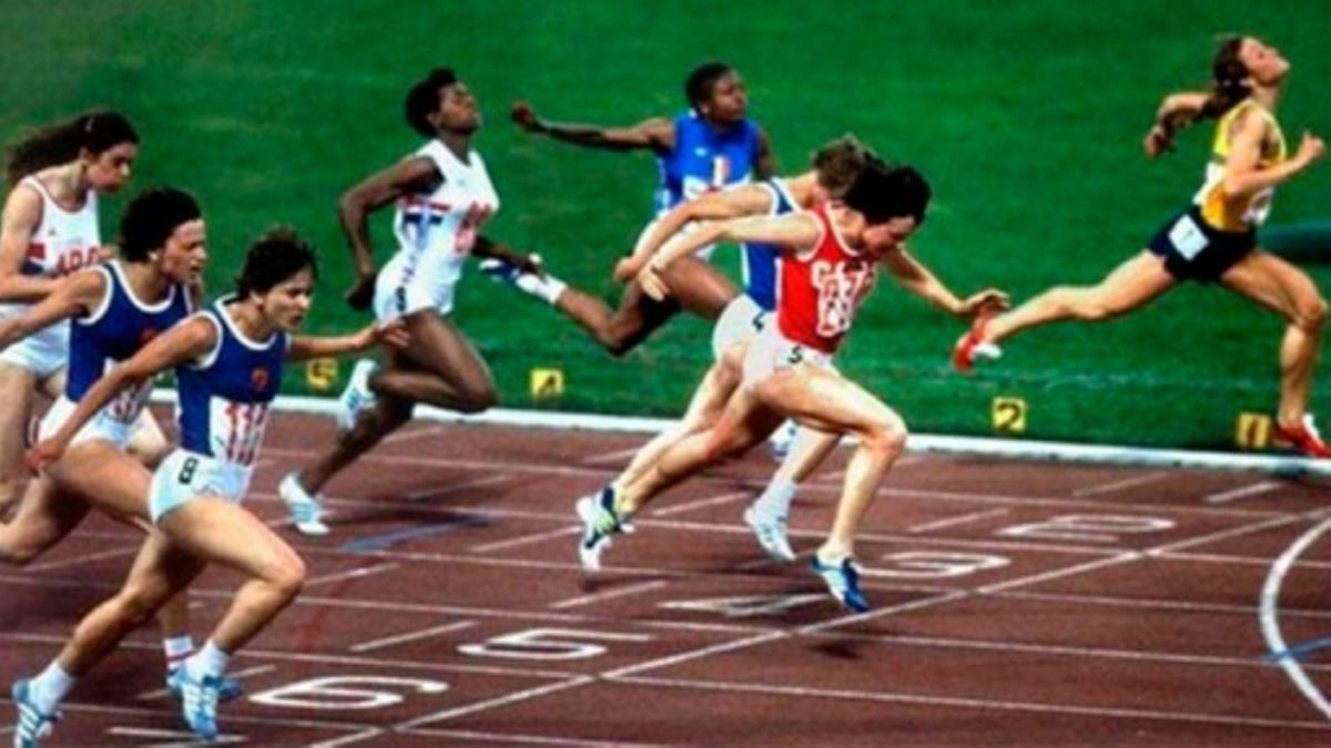 Final de los 100 metros femeninos de Moscú-80, ganada &quot;por tetas&quot; por la soviética Lyudmila Kondratyeva