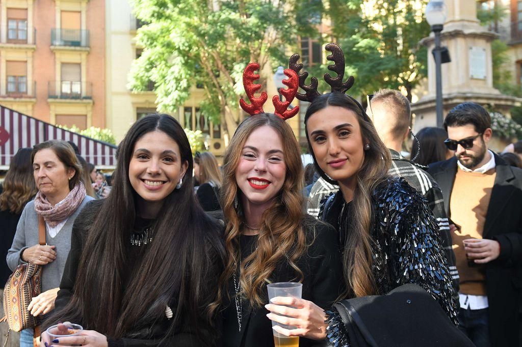 Murcia se echa a las calles durante el tardeo de Nochebuena