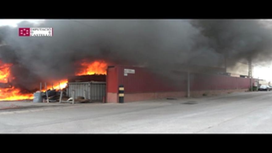 Incendio en un desguace de Almassora