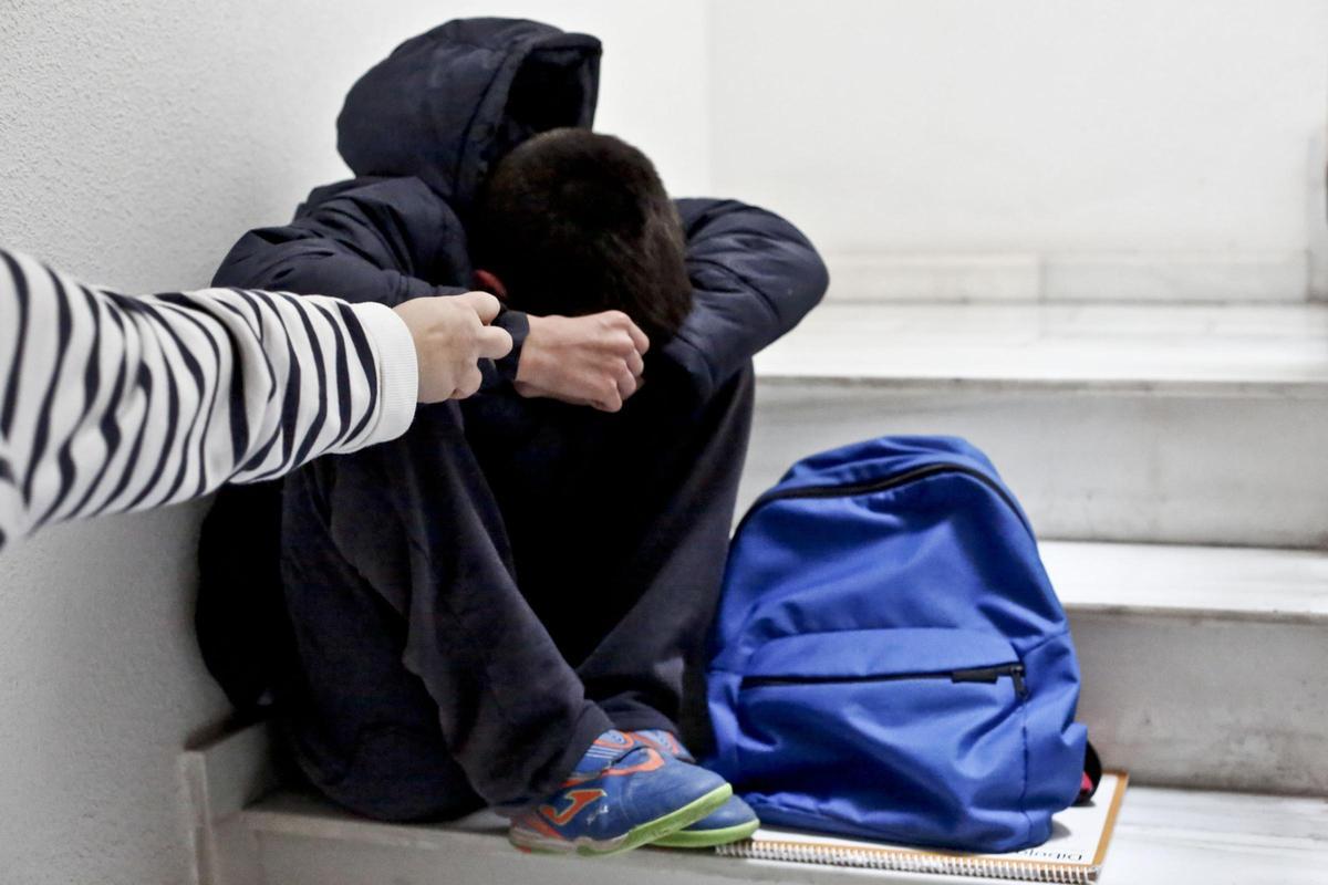 La asociación Aerelx denuncia que Educación quiere hacer repetir por segunda vez 2º de ESO a un niño enfermo