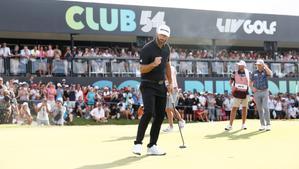 El estadounidense Dustin Johnson, una de las caras visibles del LIV, celebra un putt en el Doral, en Florida