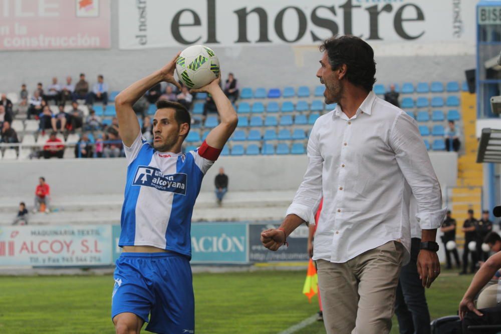 El Alcoyano se aupa al liderazgo