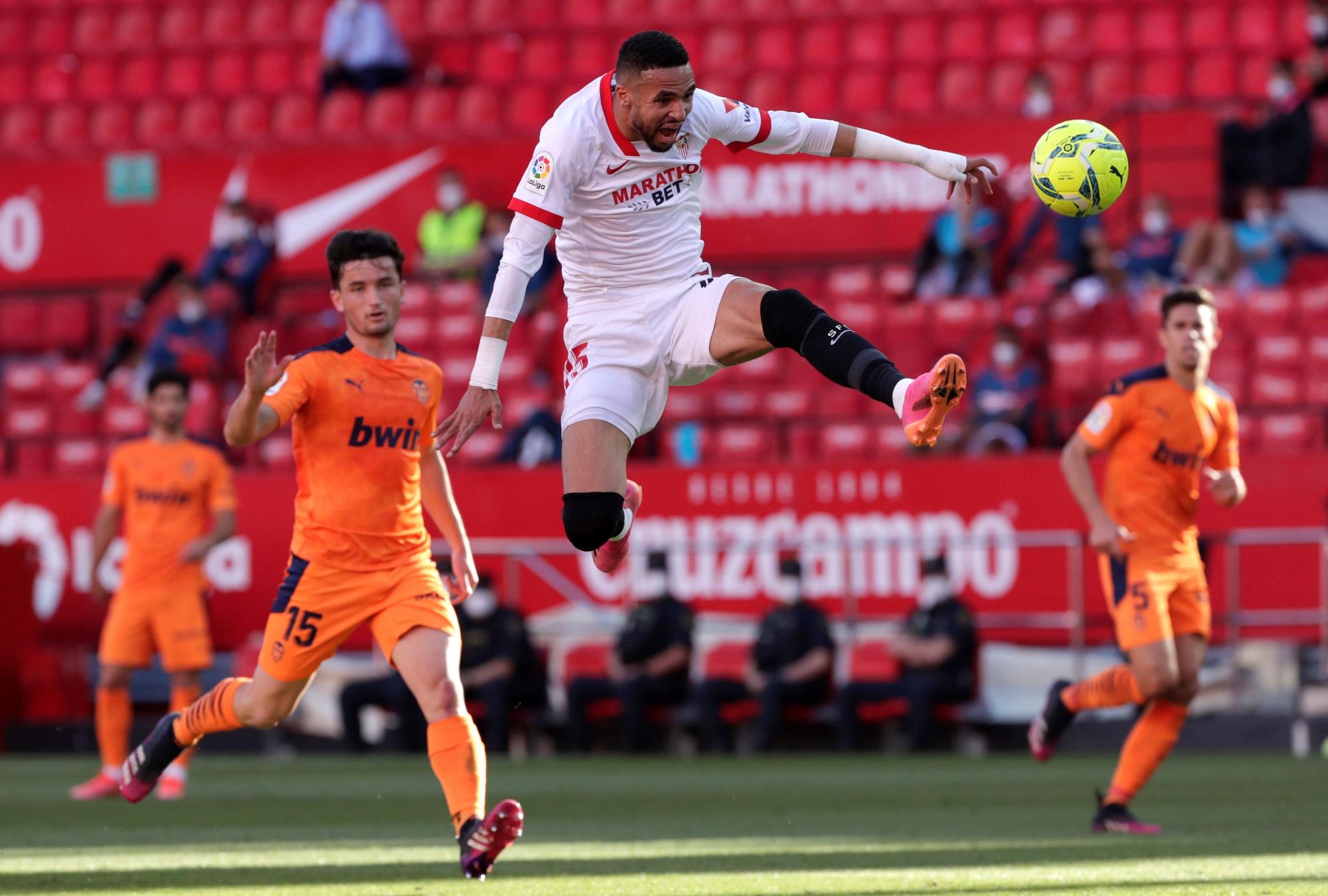 ¿Recuerdas alguno de estos enfrentamientos Valencia - Sevilla?