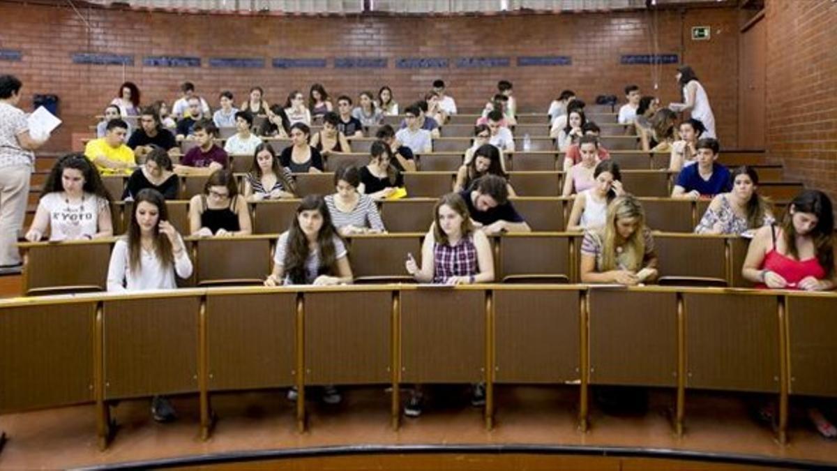 Pruebas de selectividad, en la Facultad de Biología de la UE, el pasado junio.